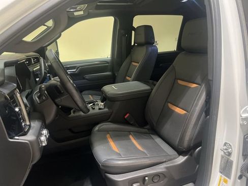 Certified 2025 GMC Sierra 3500 AT4 w/ AT4 Premium Plus Package AWD/4WD image 19