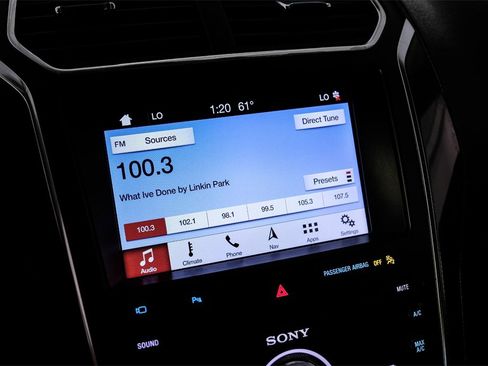 Used 2019 Ford Explorer Limited w/ Class III Trailer Tow Package image 28