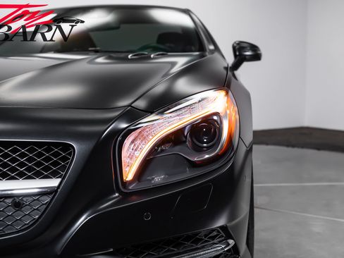 Used 2016 Mercedes-Benz SL 550 image 18