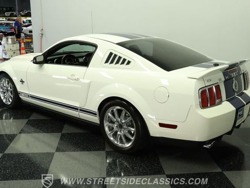Used 2007 Ford Mustang Shelby GT500 RWD image 7