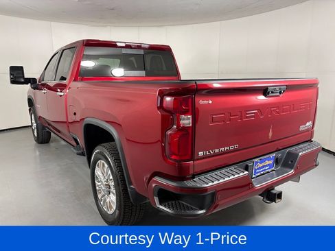 Used 2020 Chevrolet Silverado 2500 High Country w/ Z71 Off-Road Package AWD/4WD image 8
