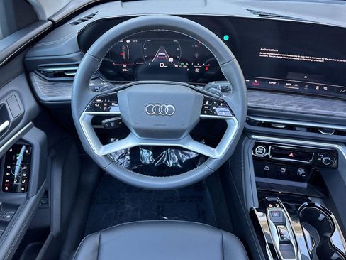 New 2025 Audi Q5 Premium image 13