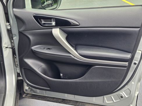 Used 2024 Mitsubishi Eclipse Cross SE AWD/4WD image 6