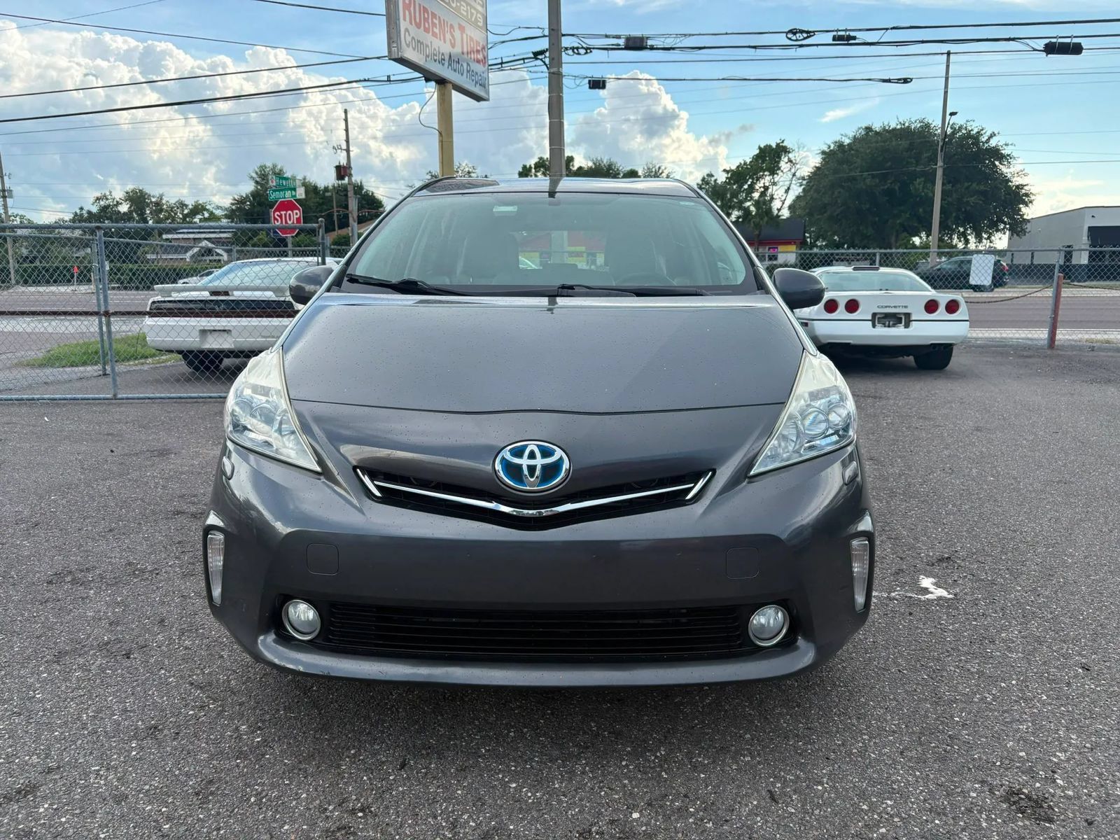 Used 2013 Toyota Prius V Five FWD image 2
