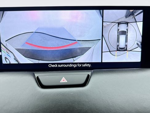 Used 2024 MAZDA CX-90 3.3 Turbo w/ Premium Plus Pkg image 11