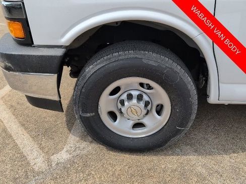 New 2025 Chevrolet Express 3500 w/ Power Convenience Package image 3
