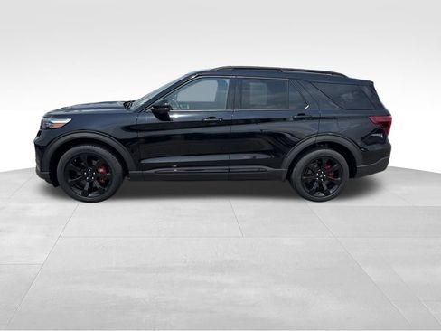 Used 2023 Ford Explorer ST w/ Equipment Group 401A AWD/4WD image 3