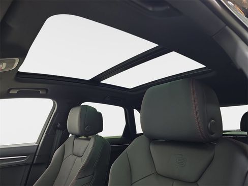 Used 2025 Audi Q3 2.0T Premium Plus w/ Premium Plus Package image 32