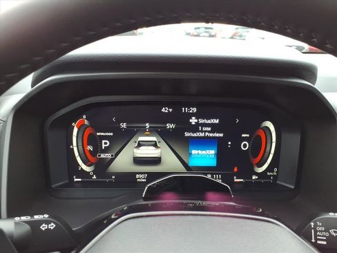 Used 2025 Nissan Rogue SL w/ Tech Package image 24