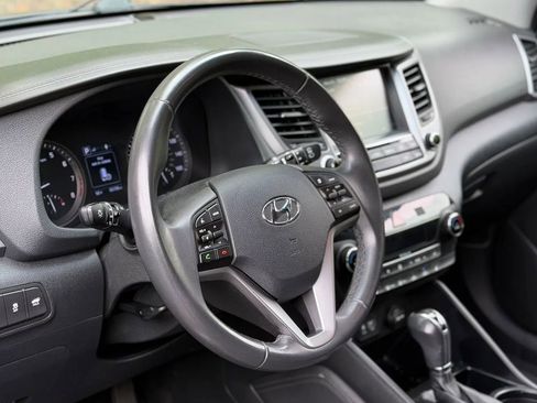 Used 2017 Hyundai Tucson Limited AWD/4WD image 26