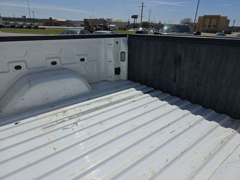 Used 2020 Chevrolet Silverado 1500 Custom w/ Custom Value Package image 15