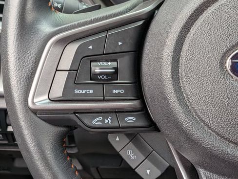 Used 2019 Subaru Crosstrek 2.0i Limited w/ Moonroof Package w/Navigation AWD/4WD image 19