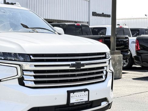 Used 2022 Chevrolet Tahoe High Country AWD/4WD image 7