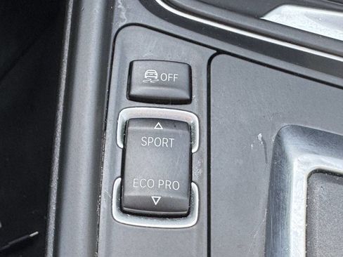 Used 2014 BMW 320i xDrive 320i xDrive AWD 4dr Sedan image 40