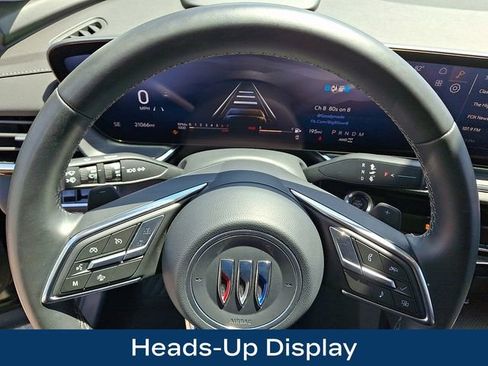Used 2025 Buick Envision Preferred AWD/4WD image 4