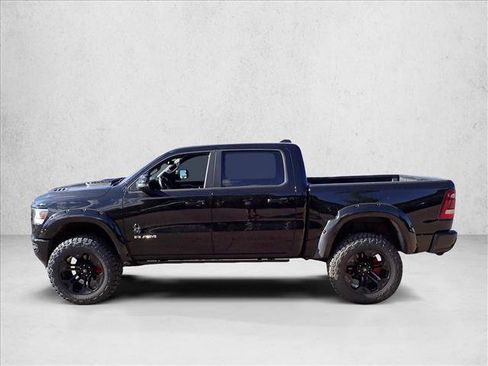 Used 2024 RAM 1500 Laramie AWD/4WD image 7