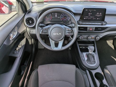 Certified 2023 Kia Forte LXS FWD image 12