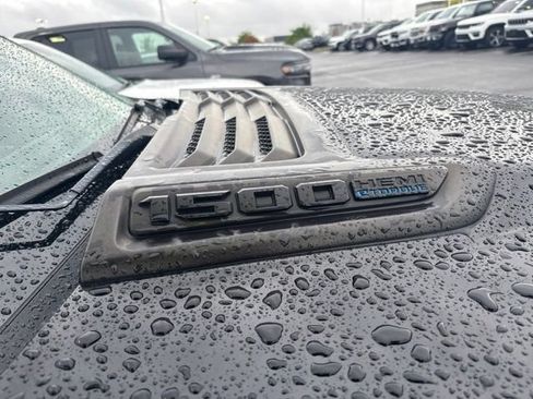 Used 2023 RAM 1500 Laramie AWD/4WD image 13