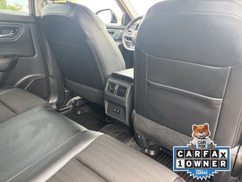 Certified 2025 Nissan Rogue SV AWD/4WD image 14