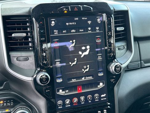 Used 2021 RAM 1500 Big Horn image 16