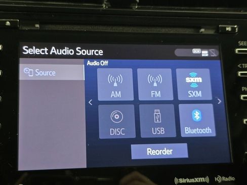 Used 2021 Toyota Prius Prime LE image 4