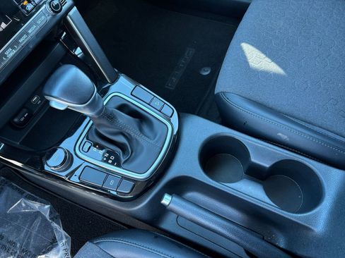 Used 2025 Kia Seltos S image 47