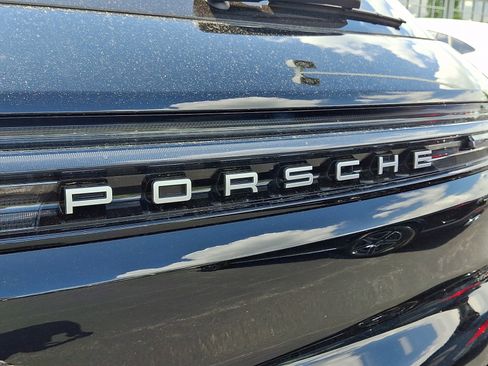 Used 2024 Porsche Cayenne S AWD/4WD image 31