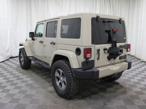 Used 2014 Buick LaCrosse Leather w/ Driver Confidence Package image 42