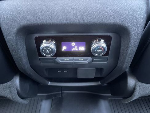 New 2026 GMC Acadia Elevation w/ Elevation Premium Package FWD image 21