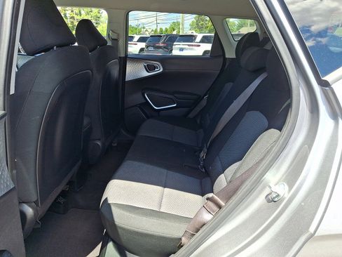 Used 2023 Kia Soul LX w/ Option Group 015 FWD image 10