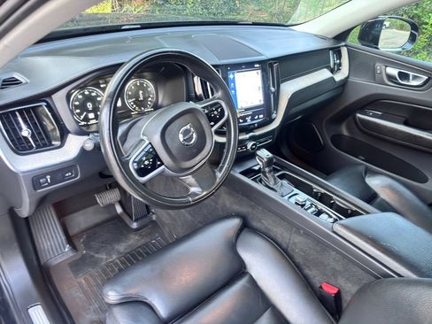 Used 2018 Volvo XC60 T5 Inscription w/ Convenience Package AWD/4WD image 32