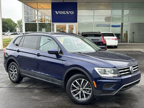 Used 2021 Volkswagen Tiguan S FWD image 2