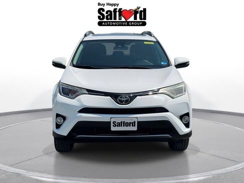 Used 2018 Toyota RAV4 XLE w/ Plus Extra Value Package AWD/4WD image 8