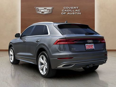 Used 2019 Audi Q8 Prestige w/ Luxury Package AWD/4WD image 3
