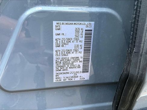 Used 2024 Nissan Pathfinder Platinum w/ Cargo Package FWD image 3