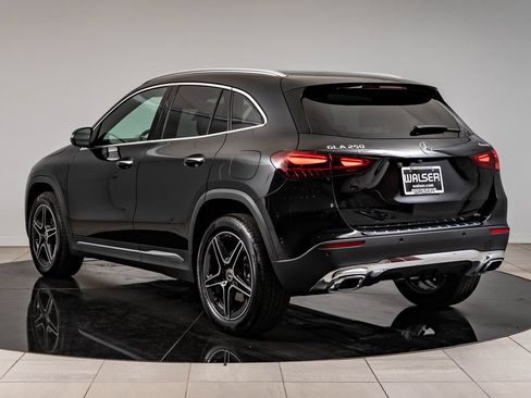 New 2026 Mercedes-Benz GLA 250 4MATIC image 6