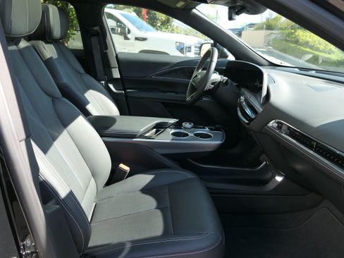 Certified 2024 Cadillac Lyriq Sport AWD/4WD image 28