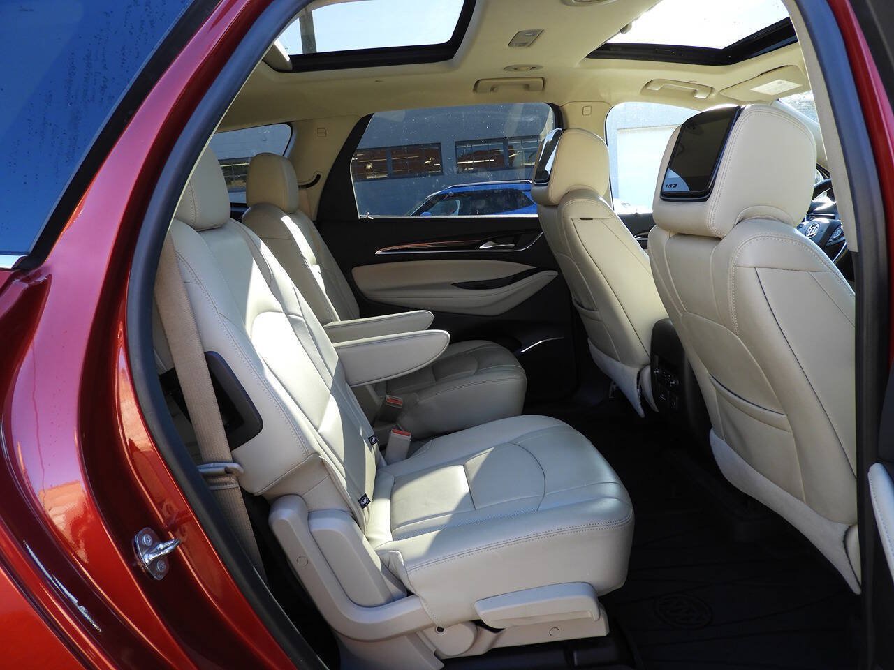 Used 2019 Buick Enclave Essence w/ Trailering Package, 5000 lbs. FWD image 38