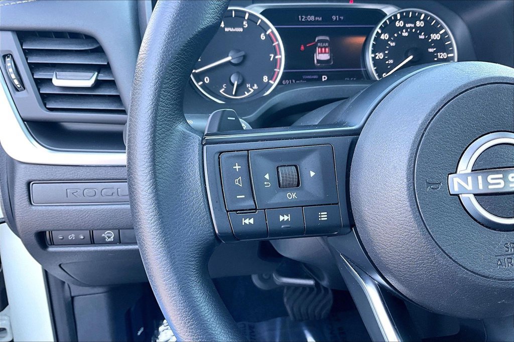 Used 2023 Nissan Rogue S FWD image 13