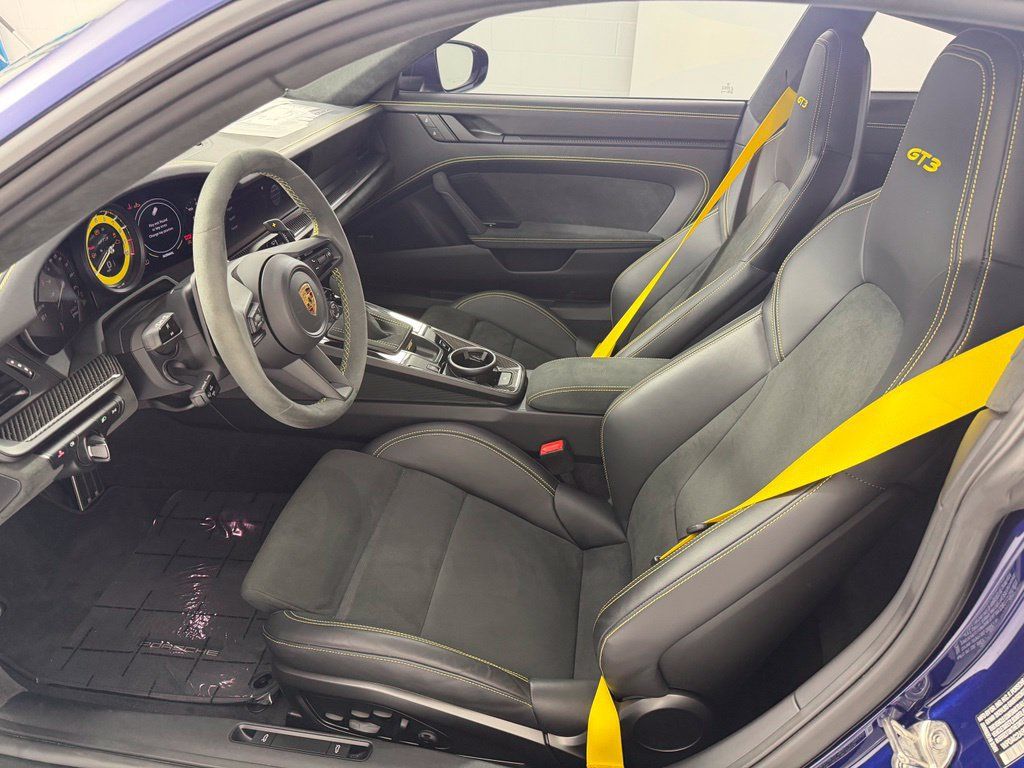 Used 2023 Porsche 911 GT3 RWD image 11