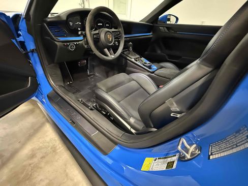 Used 2022 Porsche 911 GT3 RWD image 47