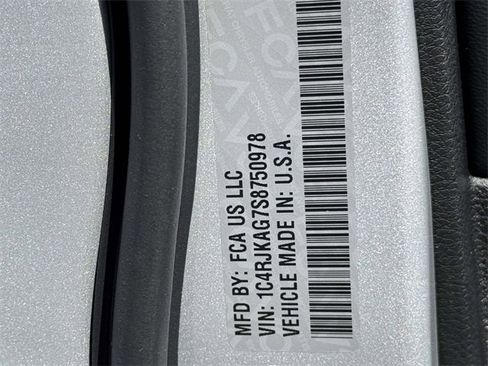 New 2025 Jeep Grand Cherokee L Altitude image 26