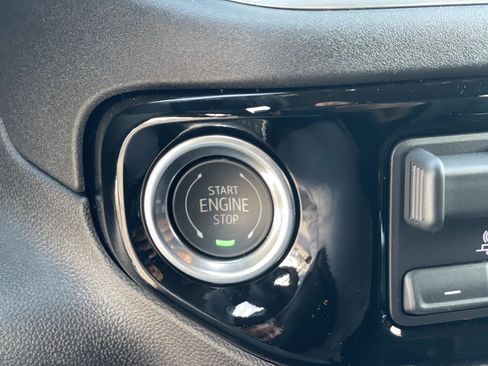 New 2026 GMC Sierra 1500 Elevation image 19