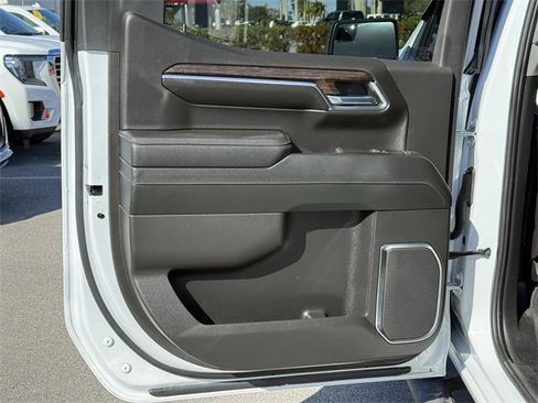 Used 2023 GMC Sierra 1500 Elevation image 37