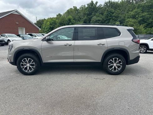 New 2026 GMC Acadia AT4 w/ Luxury Package AWD/4WD image 9