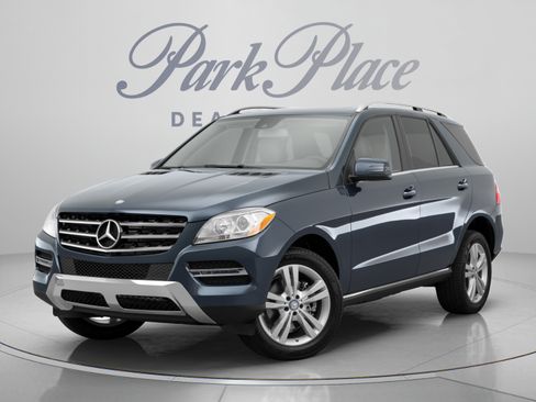 Used 2015 Mercedes-Benz ML 350 4MATIC image 9