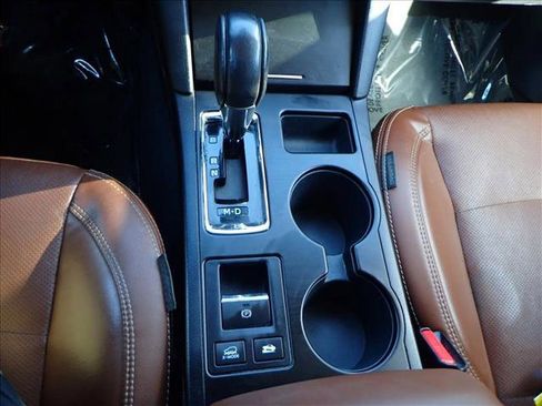 Used 2019 Subaru Outback 3.6R Touring image 24