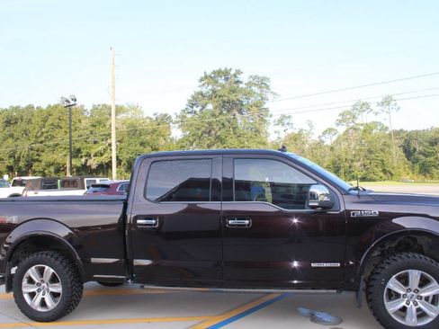 Used 2018 Ford F150 Platinum w/ Equipment Group 701A Luxury AWD/4WD image 8