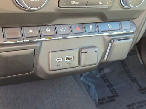 Used 2025 Chevrolet Silverado 1500 Custom Trail Boss image 23