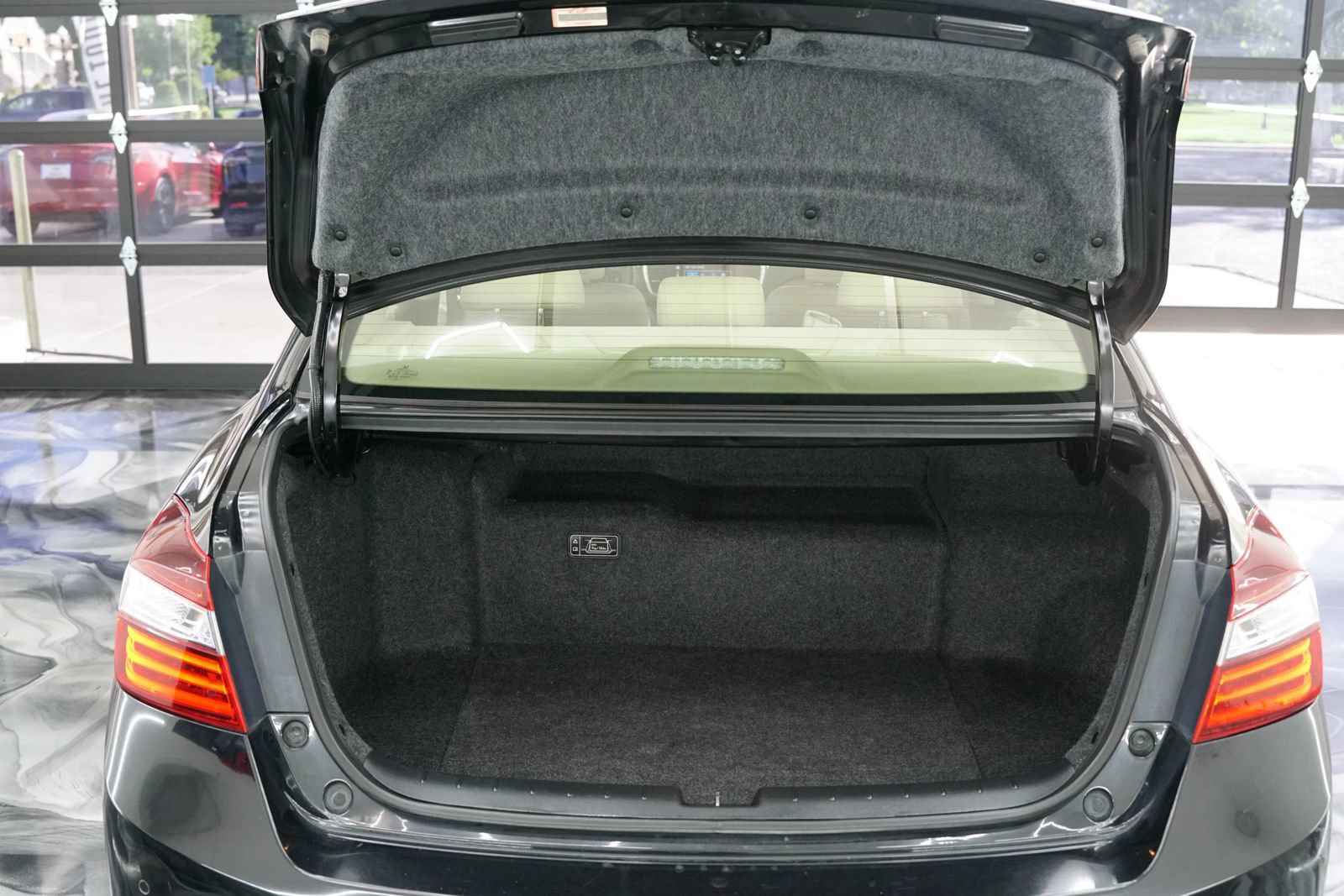 Used 2017 Honda Accord Touring image 35
